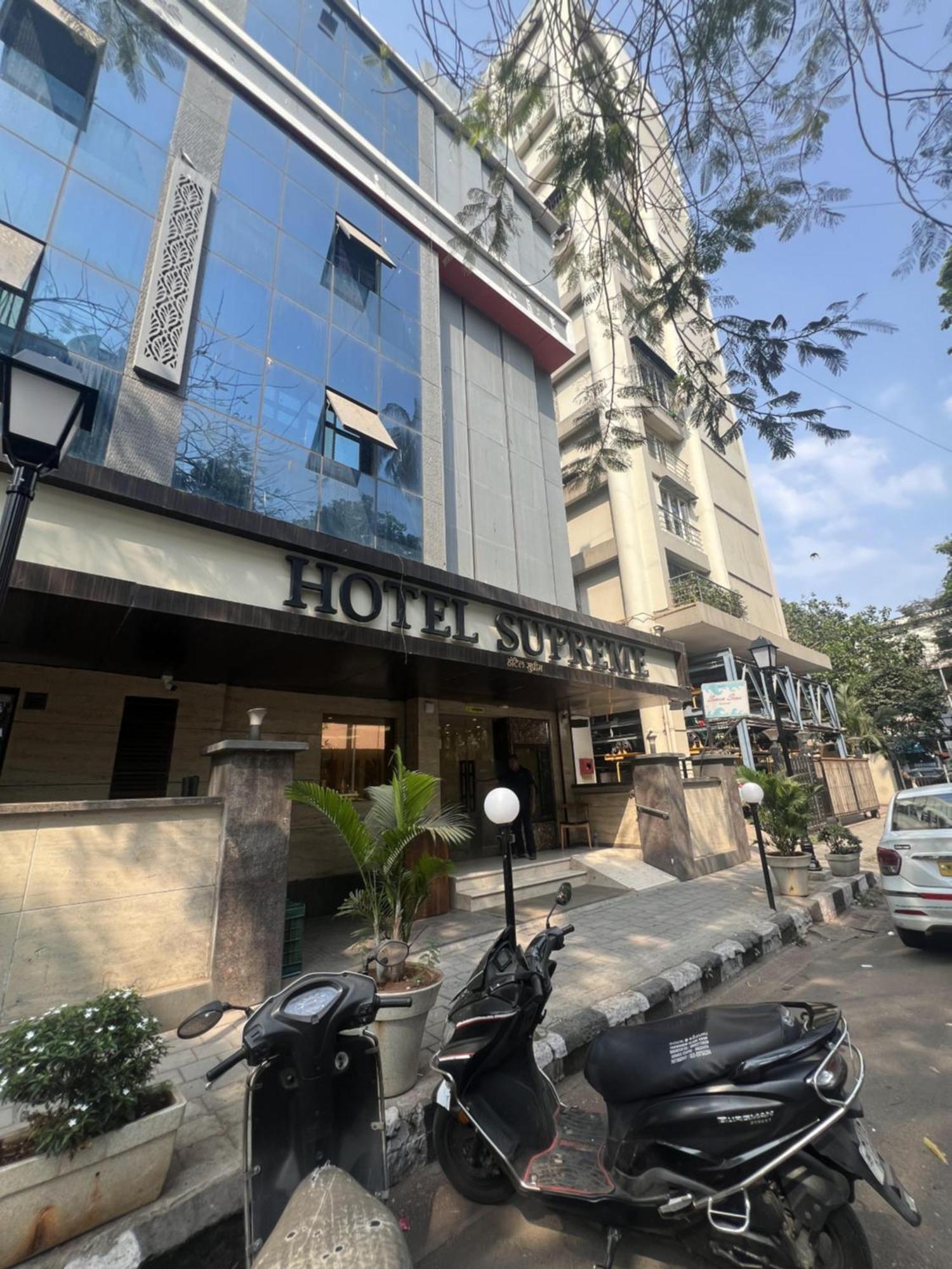 Hotel Supreme - Cuffe Parade Мумбаи Экстерьер фото